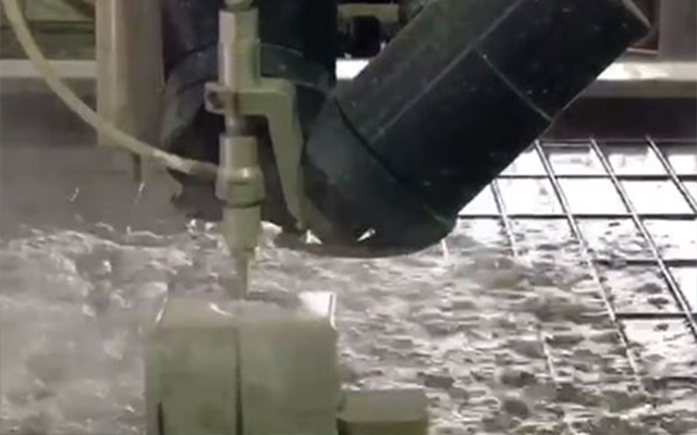 AB五軸切割不銹鋼板